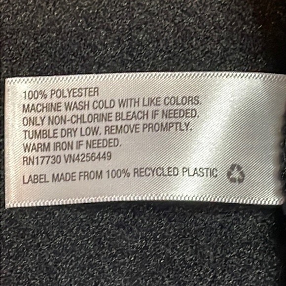 Free Country Men's Sweater Fleece Vest, size Medium - Picture 6 of 6